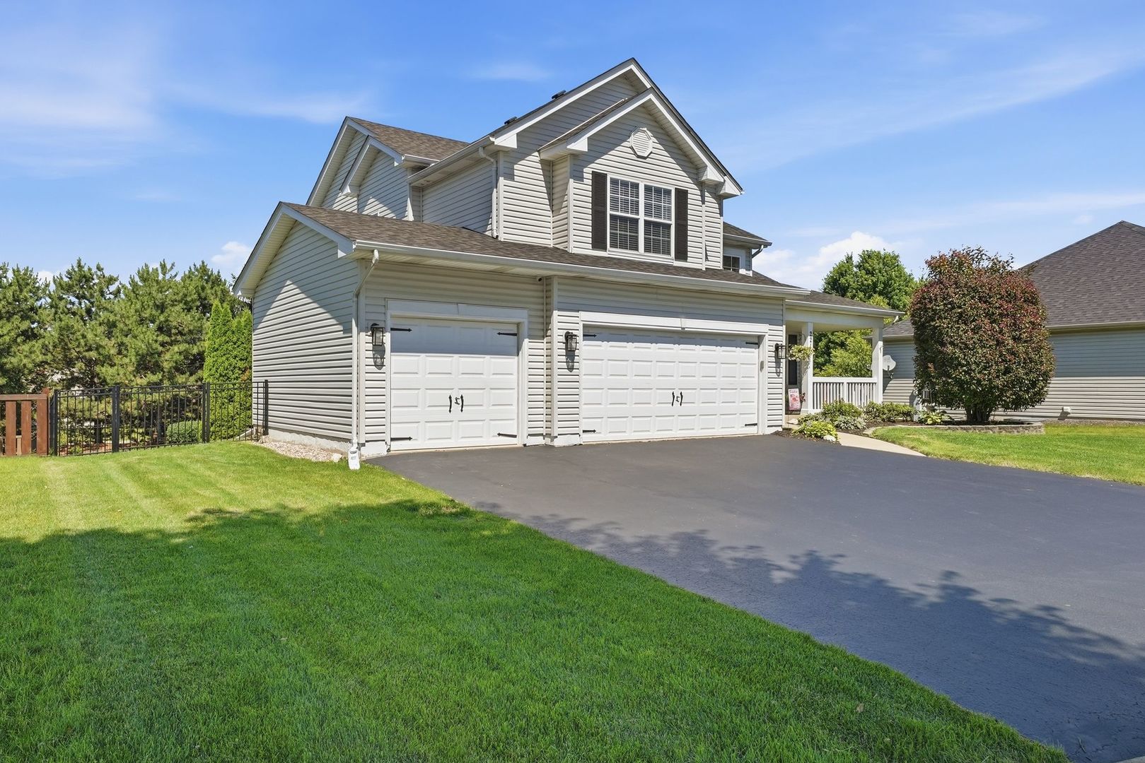2213 Roaring Creek Drive
