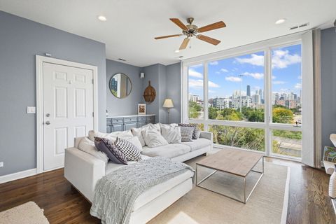 Tiny photo for 616 N MAY Street #3C, Chicago, IL 60642 (MLS # 12490246)