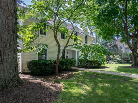 Tiny photo for 2307 Catherine Street, Northbrook, IL 60062 (MLS # 12717893)