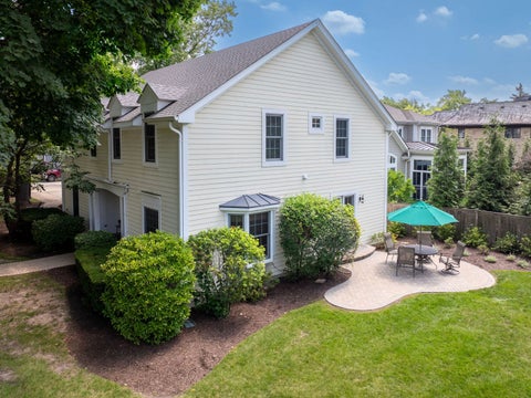 Tiny photo for 2307 Catherine Street, Northbrook, IL 60062 (MLS # 12717893)