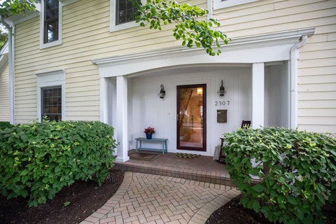Tiny photo for 2307 Catherine Street, Northbrook, IL 60062 (MLS # 12717893)