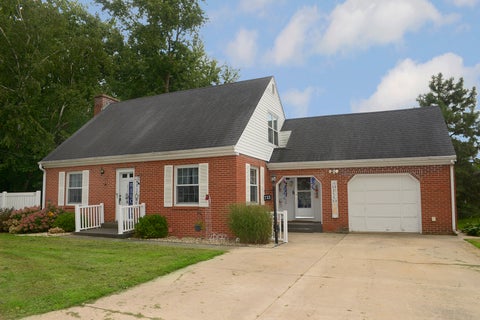 Photo of 733 E Main Street, Ottawa, IL 61350 (MLS # 12733164)