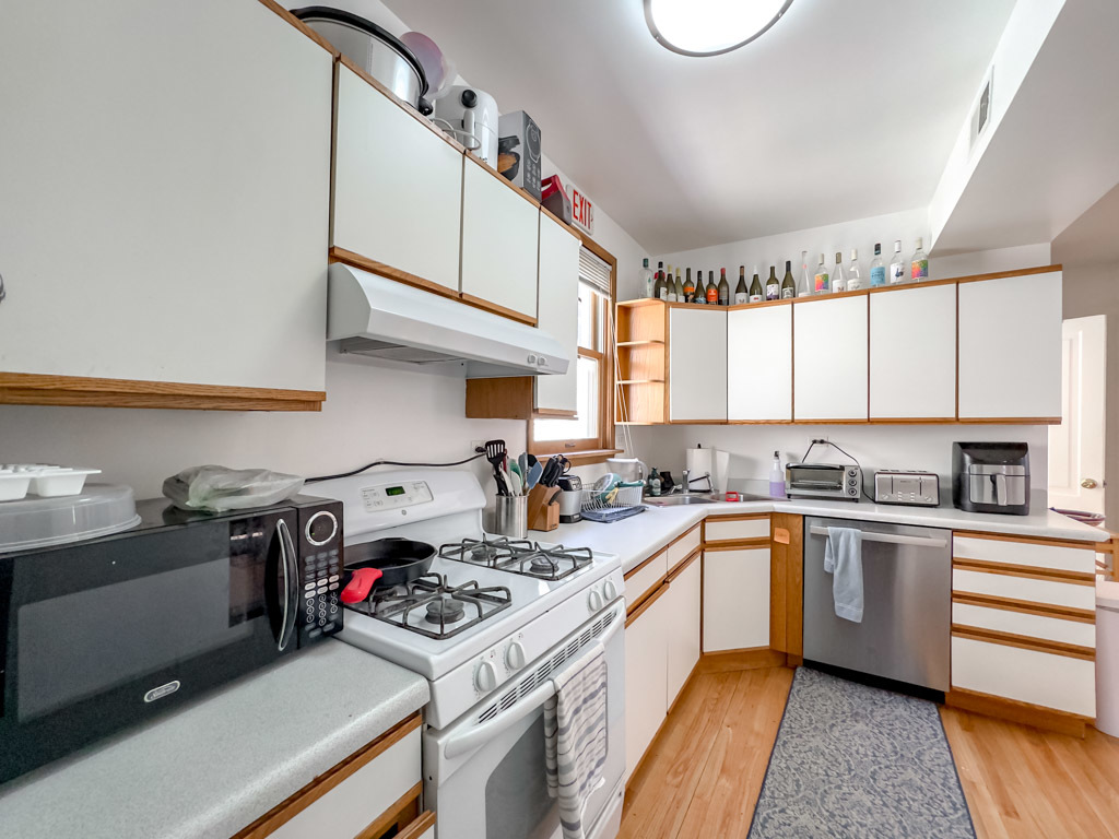 1414 W HENDERSON Street CH