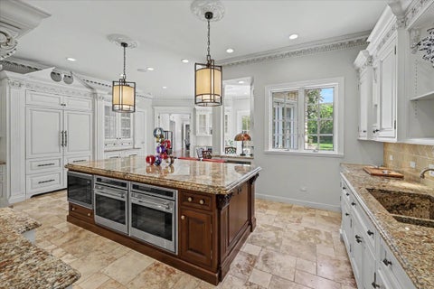 Tiny photo for 25W451 Plamondon Road, Wheaton, IL 60189 (MLS # 12664021)