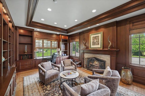 Tiny photo for 25W451 Plamondon Road, Wheaton, IL 60189 (MLS # 12664021)