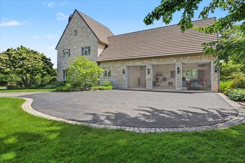 Tiny photo for 25W451 Plamondon Road, Wheaton, IL 60189 (MLS # 12664021)