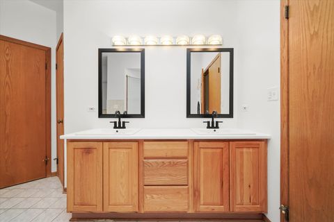 Tiny photo for 4211 Timberlane Drive, Northbrook, IL 60062 (MLS # 12497388)