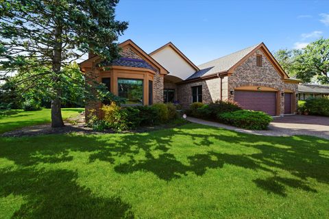 Tiny photo for 4211 Timberlane Drive, Northbrook, IL 60062 (MLS # 12497388)