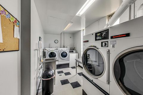 Tiny photo for 201 Thames Parkway #2K, Park Ridge, IL 60068 (MLS # 12546978)