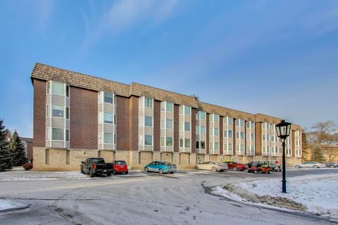 Tiny photo for 201 Thames Parkway #2K, Park Ridge, IL 60068 (MLS # 12546978)