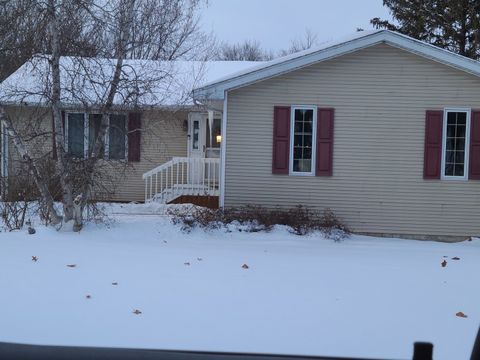 Tiny photo for 24200 Hillcrest Drive, Sterling, IL 61081 (MLS # 12529595)