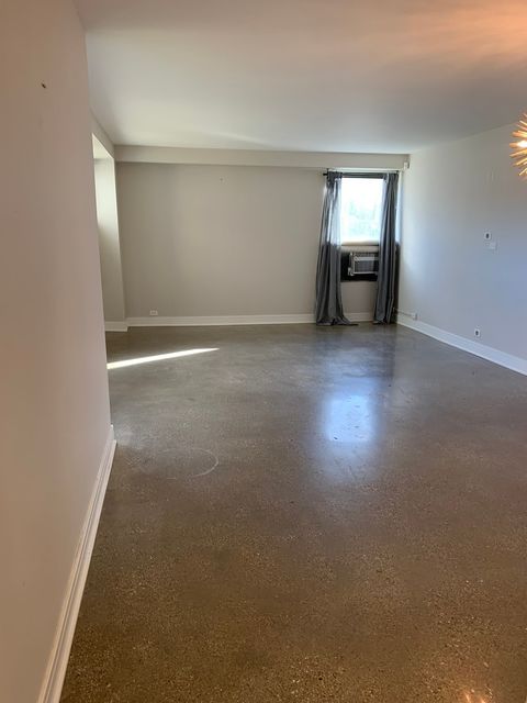 Tiny photo for 5050 S East End Avenue #1E, Chicago, IL 60615 (MLS # 12592977)