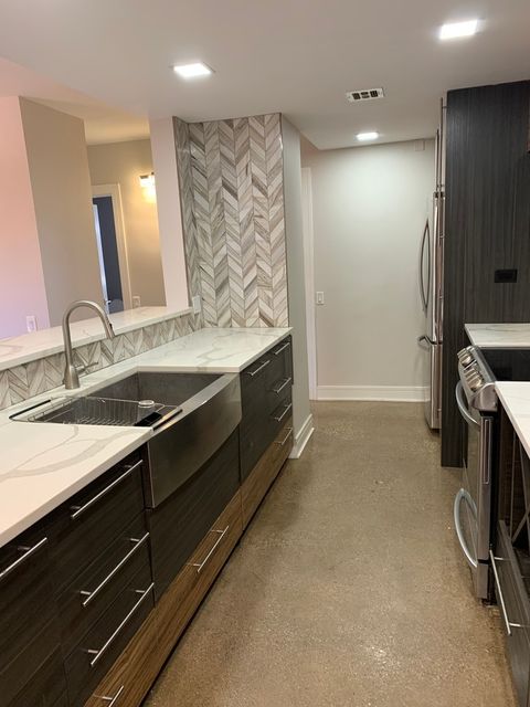 Tiny photo for 5050 S East End Avenue #1E, Chicago, IL 60615 (MLS # 12592977)