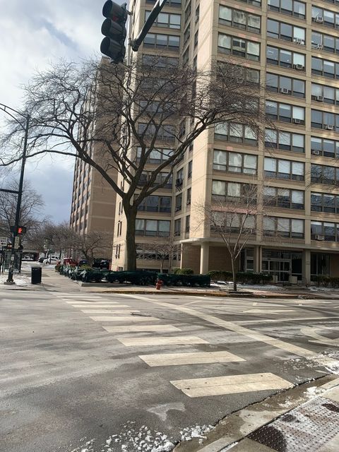 Tiny photo for 5050 S East End Avenue #1E, Chicago, IL 60615 (MLS # 12592977)