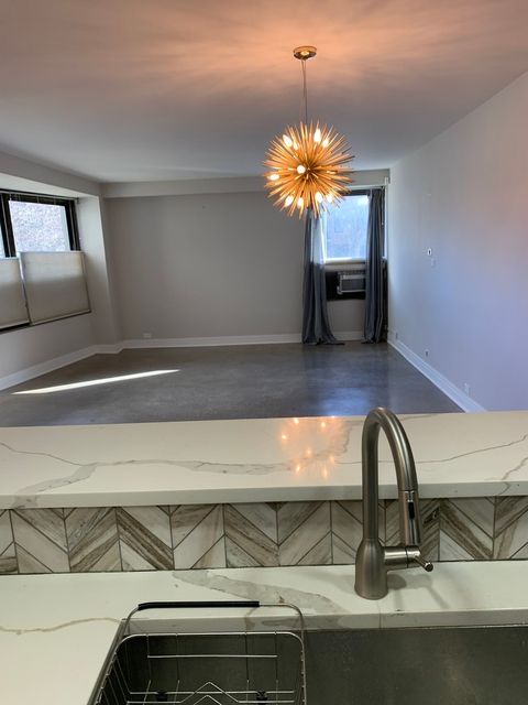 Tiny photo for 5050 S East End Avenue #1E, Chicago, IL 60615 (MLS # 12592977)