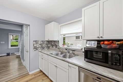 Tiny photo for 3216 Midway Drive, Island Lake, IL 60042 (MLS # 12632149)