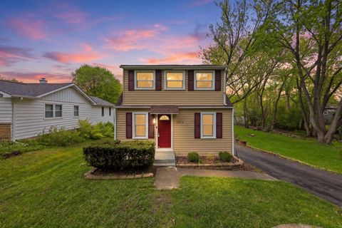 Photo of 3216 Midway Drive, Island Lake, IL 60042 (MLS # 12632149)