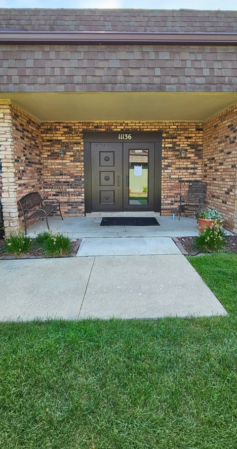 Photo of 11136 Northwest Road #2C, Palos Hills, IL 60465 (MLS # 12484663) Photo of 11136 Northwest Road #2C, Palos Hills, IL 60465 (MLS # 12484663)