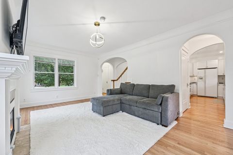 Tiny photo for 135 Northgate Road, Riverside, IL 60546 (MLS # 12493265)