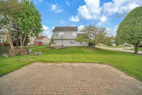 Tiny photo for 1201 Mayfair Drive, Carpentersville, IL 60110 (MLS # 12618399)