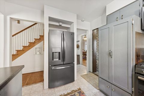 Tiny photo for 10148 S Oakley Avenue, Chicago, IL 60643 (MLS # 12497113)