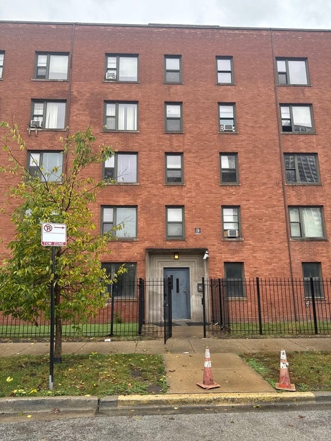 Photo of 7363 S South Shore Drive #209, Chicago, IL 60649 (MLS # 12755366)