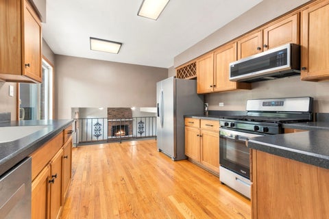 Tiny photo for 640 N Locust Street, Frankfort, IL 60423 (MLS # 12757046)