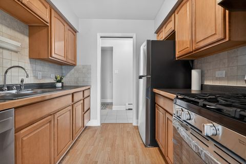 Tiny photo for 7117 W 93rd Street #405, Oak Lawn, IL 60453 (MLS # 12636324)