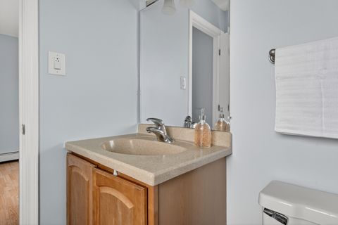 Tiny photo for 7117 W 93rd Street #405, Oak Lawn, IL 60453 (MLS # 12636324)