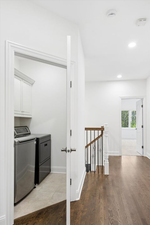 Tiny photo for 417 W 9th Street, Hinsdale, IL 60521 (MLS # 12738854)