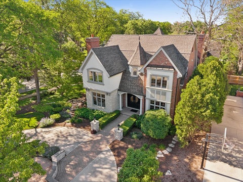 Tiny photo for 417 W 9th Street, Hinsdale, IL 60521 (MLS # 12738854)