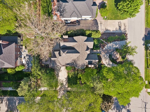 Tiny photo for 417 W 9th Street, Hinsdale, IL 60521 (MLS # 12738854)
