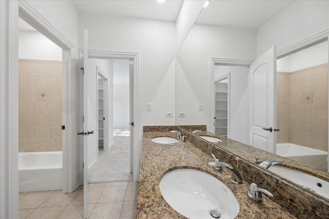 Tiny photo for 417 W 9th Street, Hinsdale, IL 60521 (MLS # 12738854)