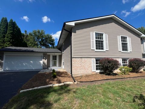 Tiny photo for 780 Merrimac Street, Cary, IL 60013 (MLS # 12462926)