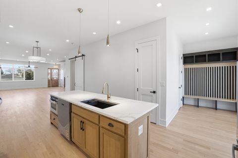 Tiny photo for 4449 N Sayre Avenue N, Harwood Heights, IL 60706 (MLS # 12548595)