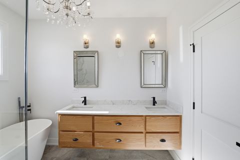 Tiny photo for 4449 N Sayre Avenue N, Harwood Heights, IL 60706 (MLS # 12548595)