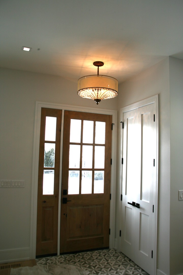 4449 N Sayre Avenue N