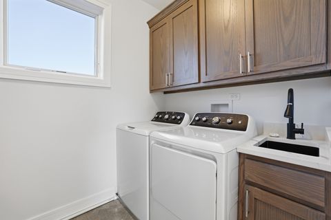 Tiny photo for 4449 N Sayre Avenue N, Harwood Heights, IL 60706 (MLS # 12548595)