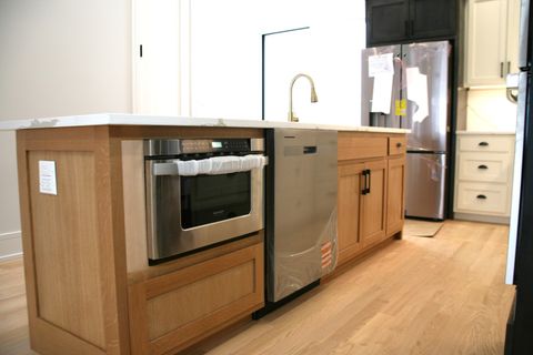 Tiny photo for 4449 N Sayre Avenue N, Harwood Heights, IL 60706 (MLS # 12548595)