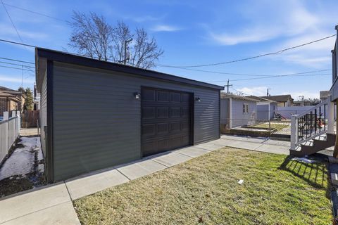 Tiny photo for 4449 N Sayre Avenue N, Harwood Heights, IL 60706 (MLS # 12548595)