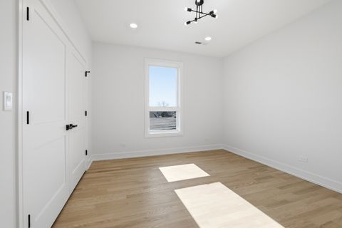 Tiny photo for 4449 N Sayre Avenue N, Harwood Heights, IL 60706 (MLS # 12548595)