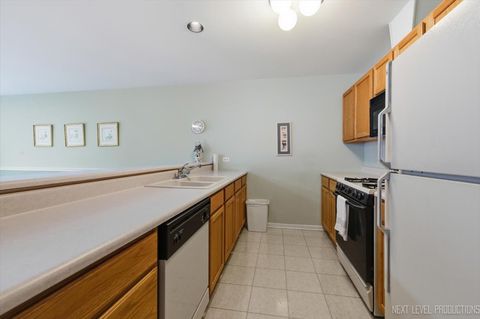 Tiny photo for 163 Hunt Club Drive #0, St. Charles, IL 60174 (MLS # 12614501)