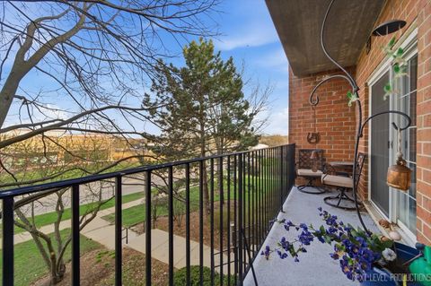 Tiny photo for 163 Hunt Club Drive #0, St. Charles, IL 60174 (MLS # 12614501)