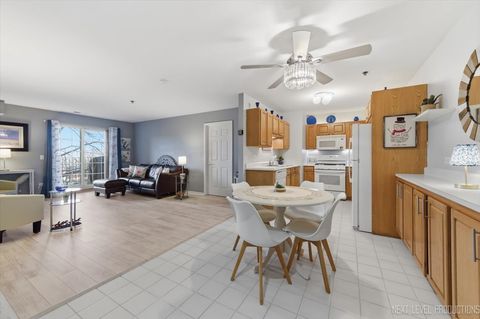 Tiny photo for 163 Hunt Club Drive #0, St. Charles, IL 60174 (MLS # 12614501)