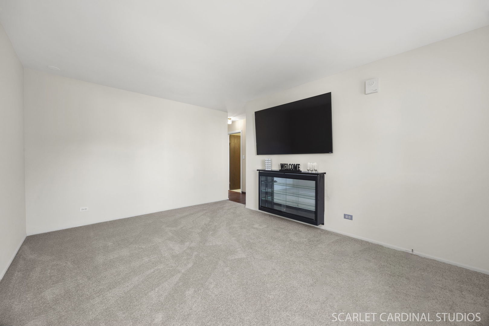 3S321 Blackthorn Lane