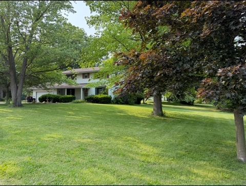 Tiny photo for 1515 Six Points Road, Bloomington, IL 61701 (MLS # 12530065)