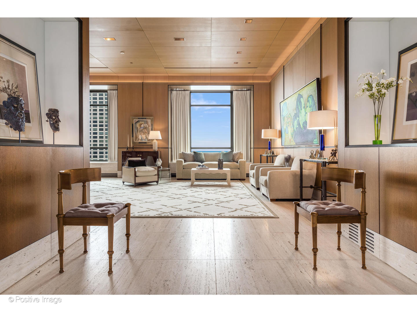 800 N Michigan Avenue 60PHN