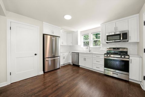 Tiny photo for 141 N Peck Avenue, La Grange, IL 60525 (MLS # 12489215)
