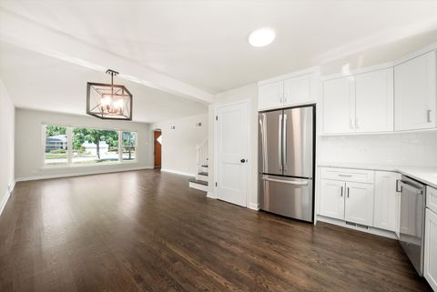 Tiny photo for 141 N Peck Avenue, La Grange, IL 60525 (MLS # 12489215)