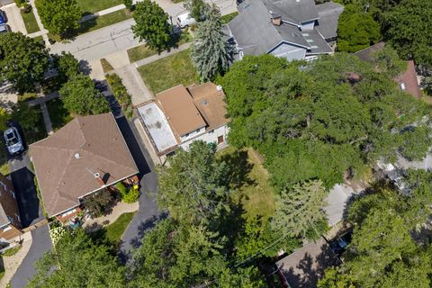 Tiny photo for 141 N Peck Avenue, La Grange, IL 60525 (MLS # 12489215)